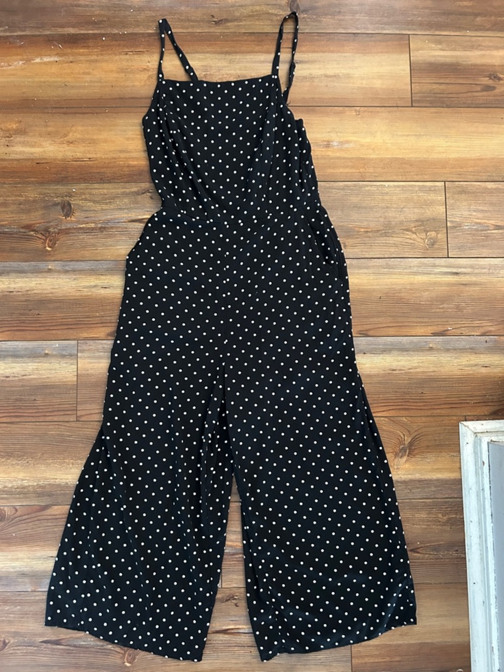 Old Navy Black Polka Dot Wide-Leg Jumpsuit with Spaghetti Straps and pockets